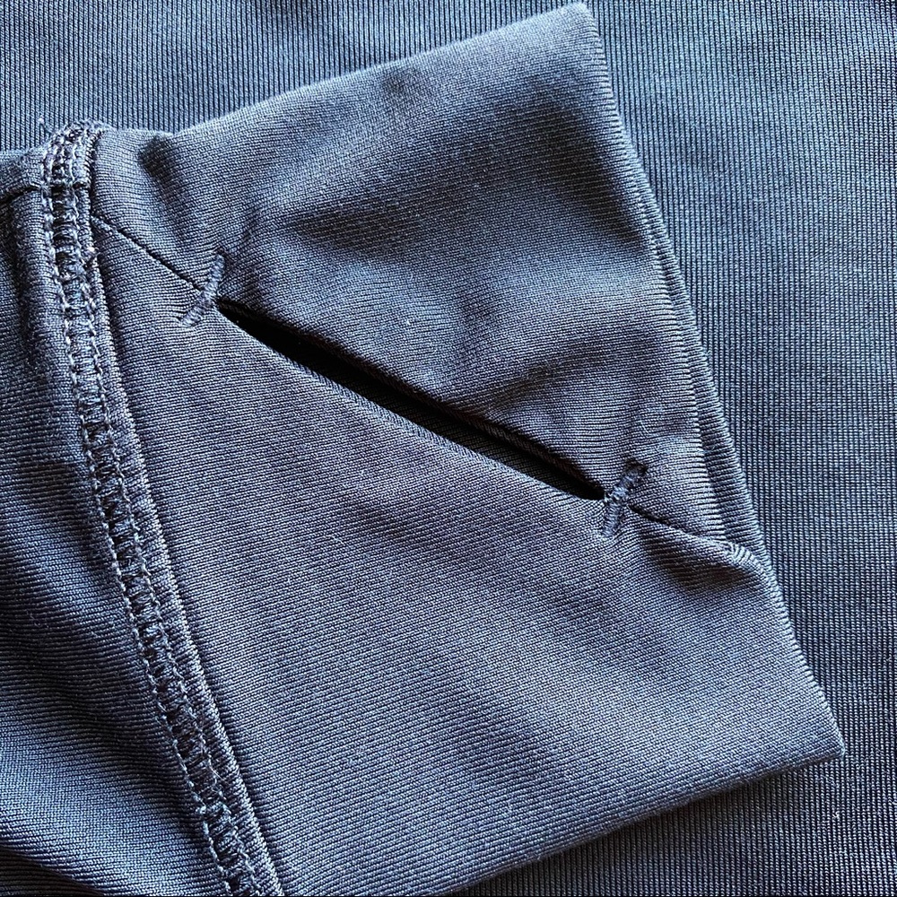 Cuddl Duds Set of 3 Long Sleeve Tops W/ Thumb Hole - Picture 10 of 10